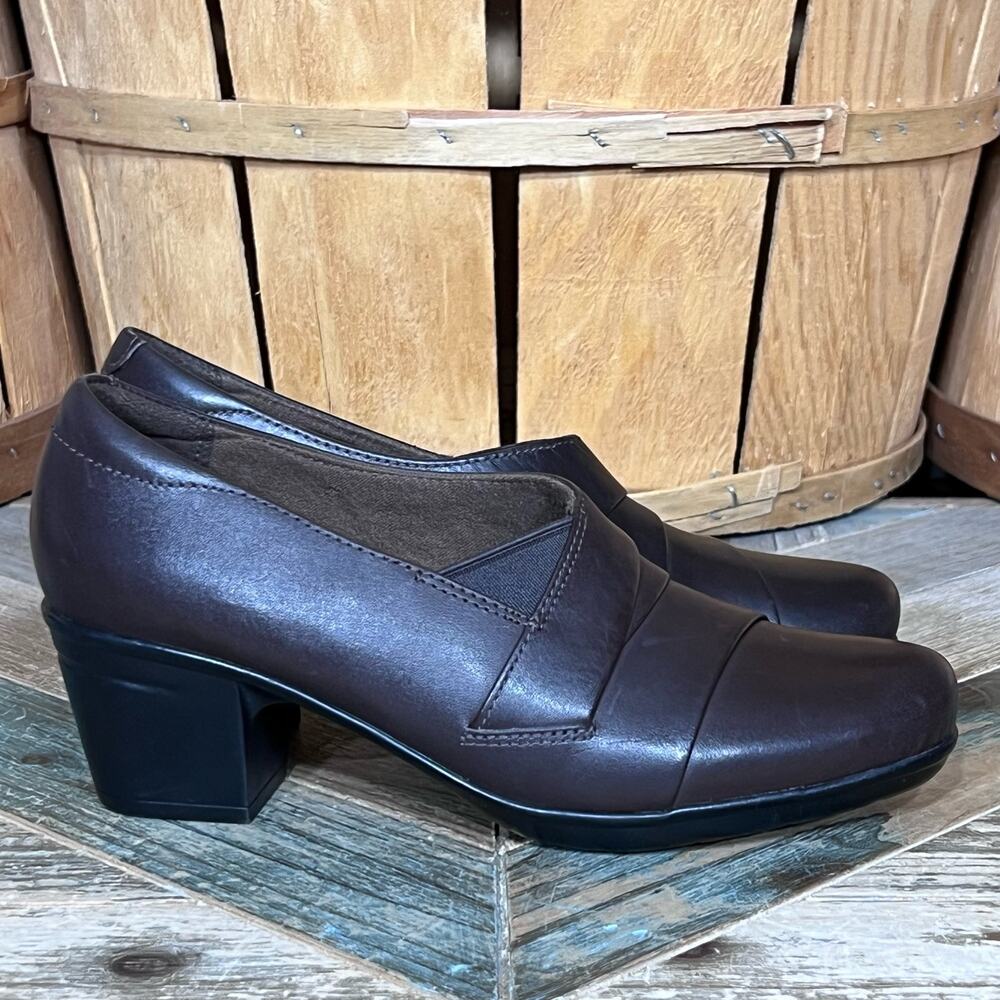 Clarks Emslie Warbler Dark Brown Leather Heeled Loafers Pumps Womens Size 5.5